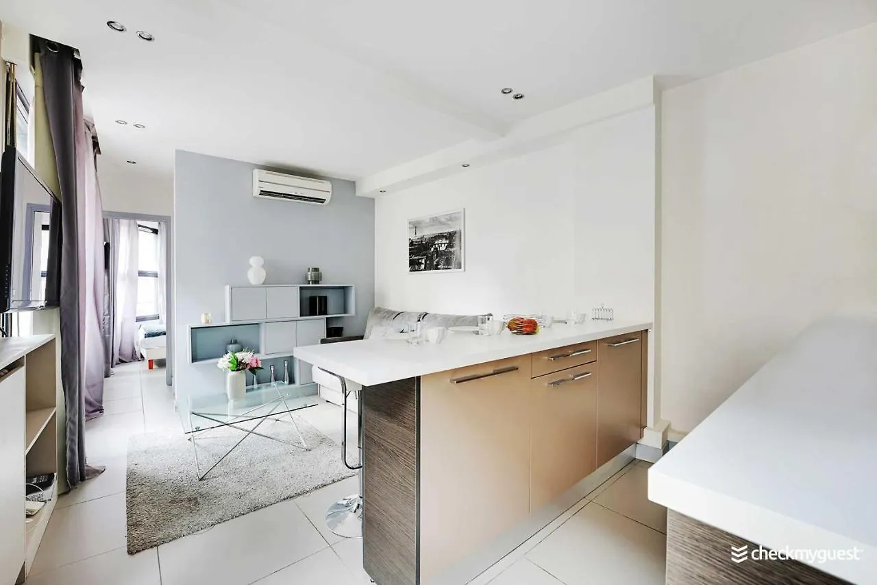 Cmg Residence Saint Lazare Paris Apartment