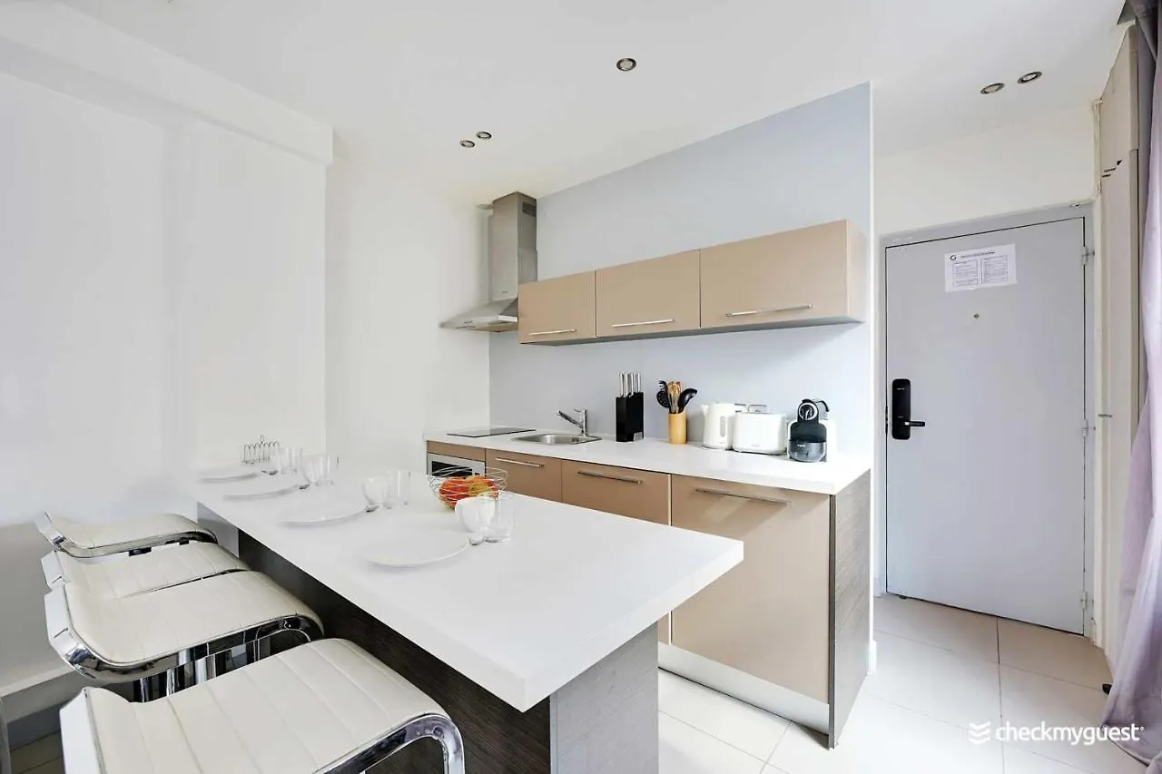 Cmg Residence Saint Lazare Paris