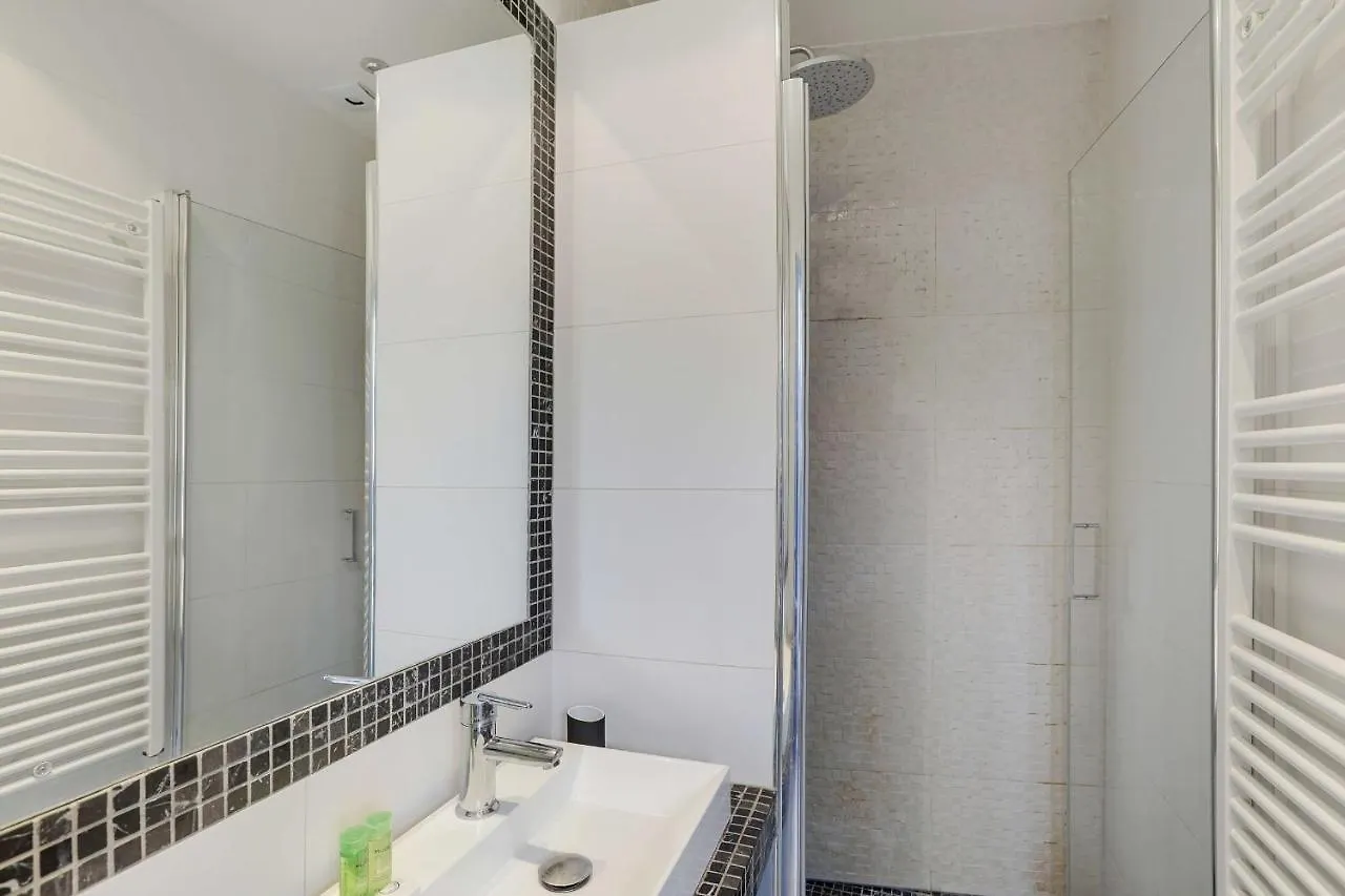 Cmg Residence Saint Lazare Paris Apartment